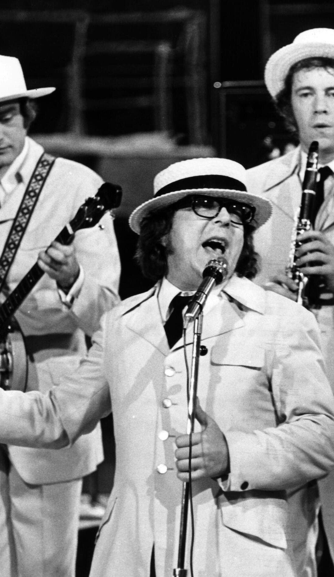 Hazy Osterwald Sextett promotional image for upcoming events and ticket sales