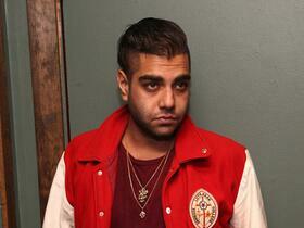 Using concert image Heems concert image
