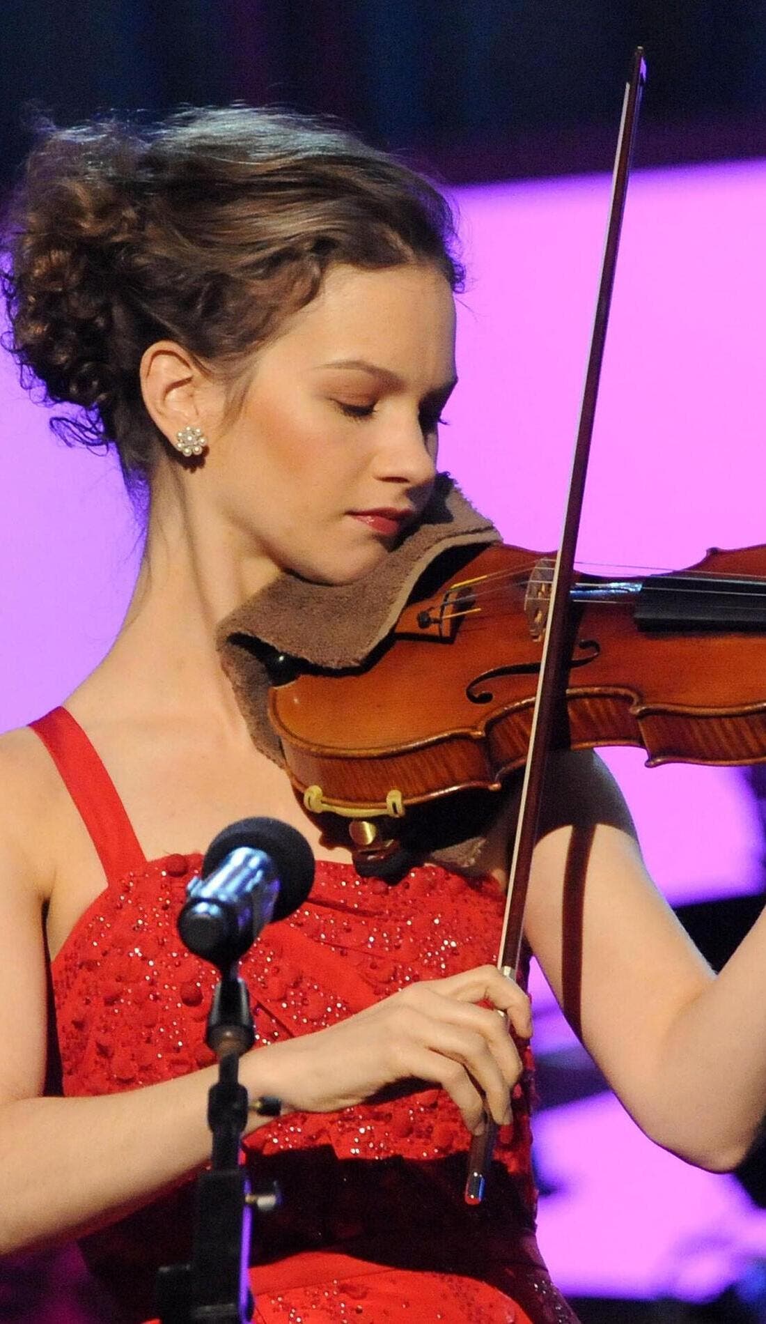 Hilary Hahn promotional image for upcoming events and ticket sales