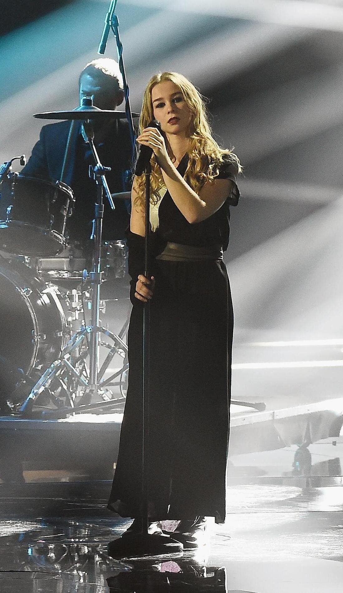 Hooverphonic promotional image for upcoming events and ticket sales