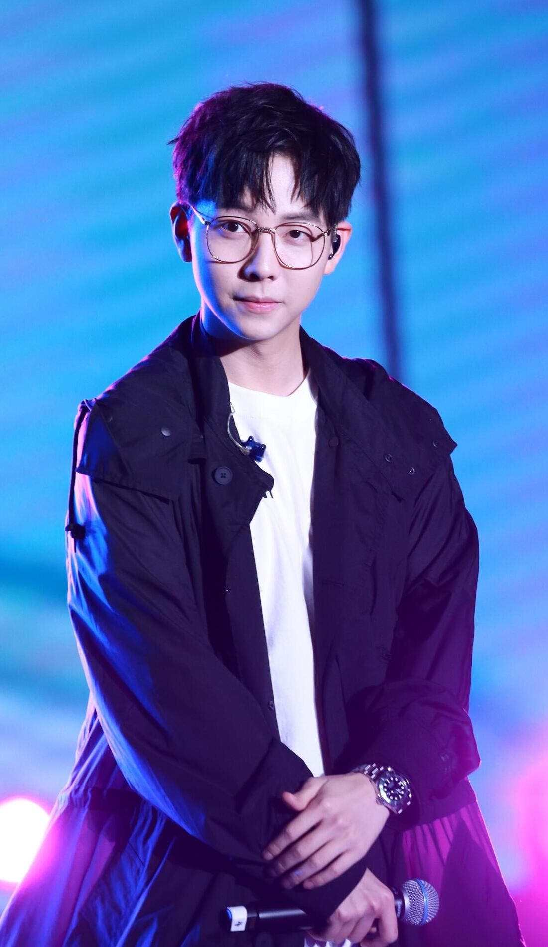 Hu Xia promotional image for upcoming events and ticket sales