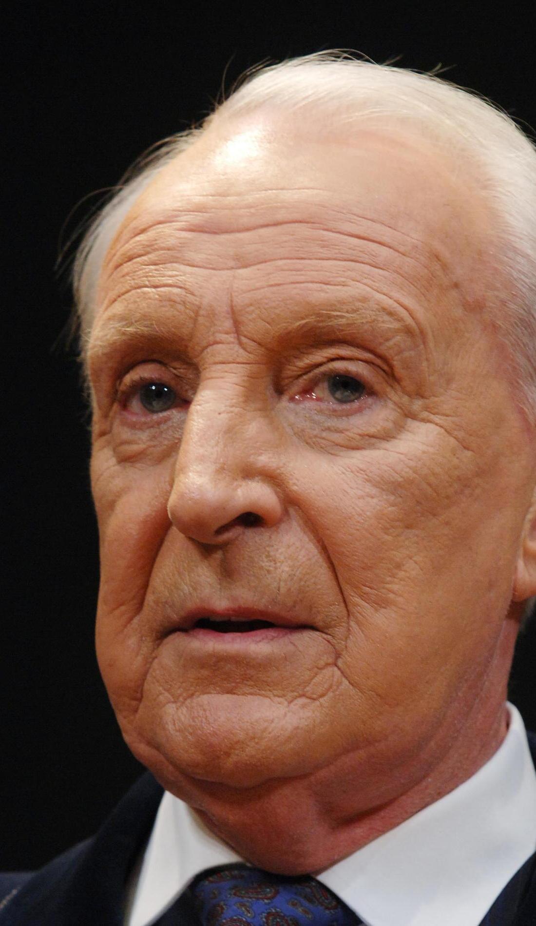 Ian Richardson promotional image for upcoming events and ticket sales