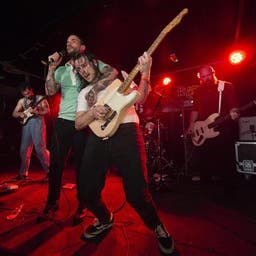 IDLES