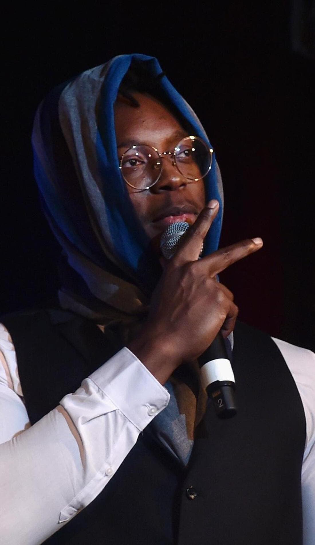 Ify Nwadiwe image promotionnelle pour les événements à venir et la vente de billets en Charlotte
