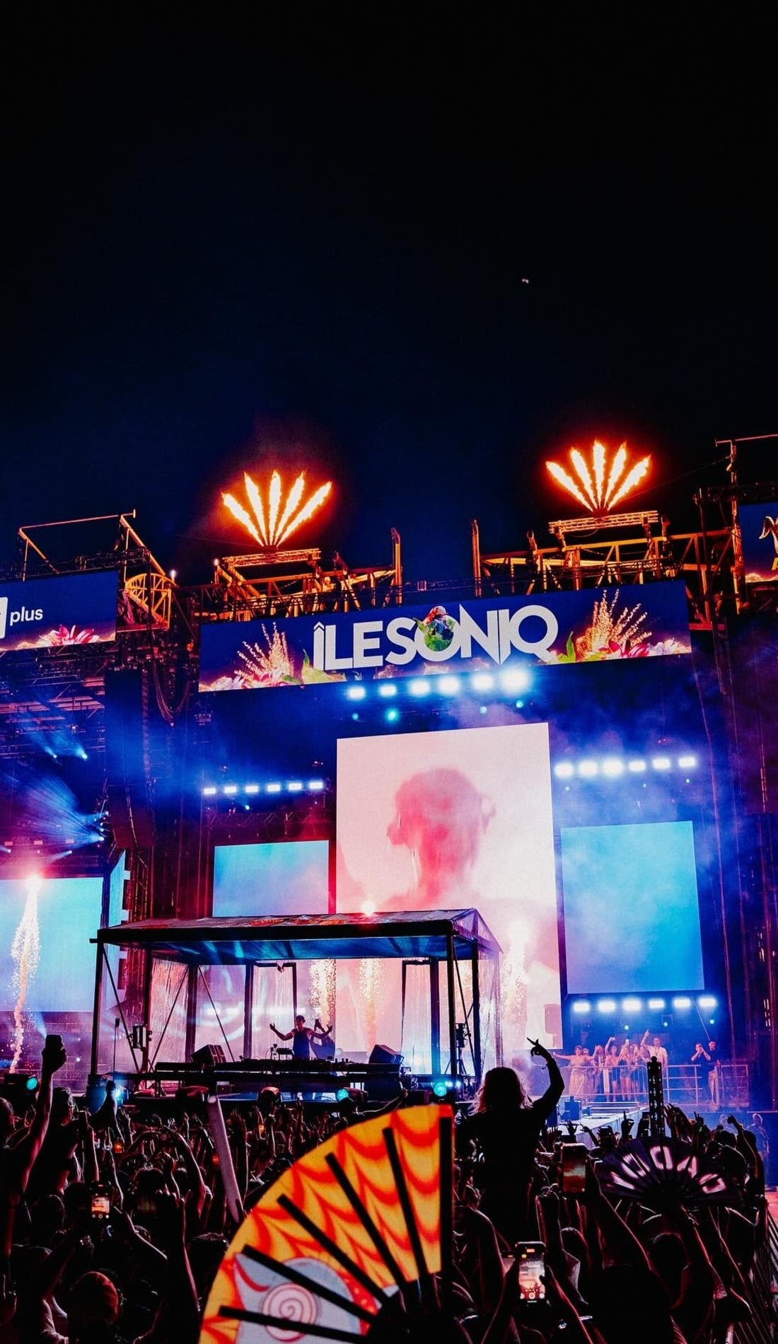 iLESONIQ promotional image for upcoming events and ticket sales