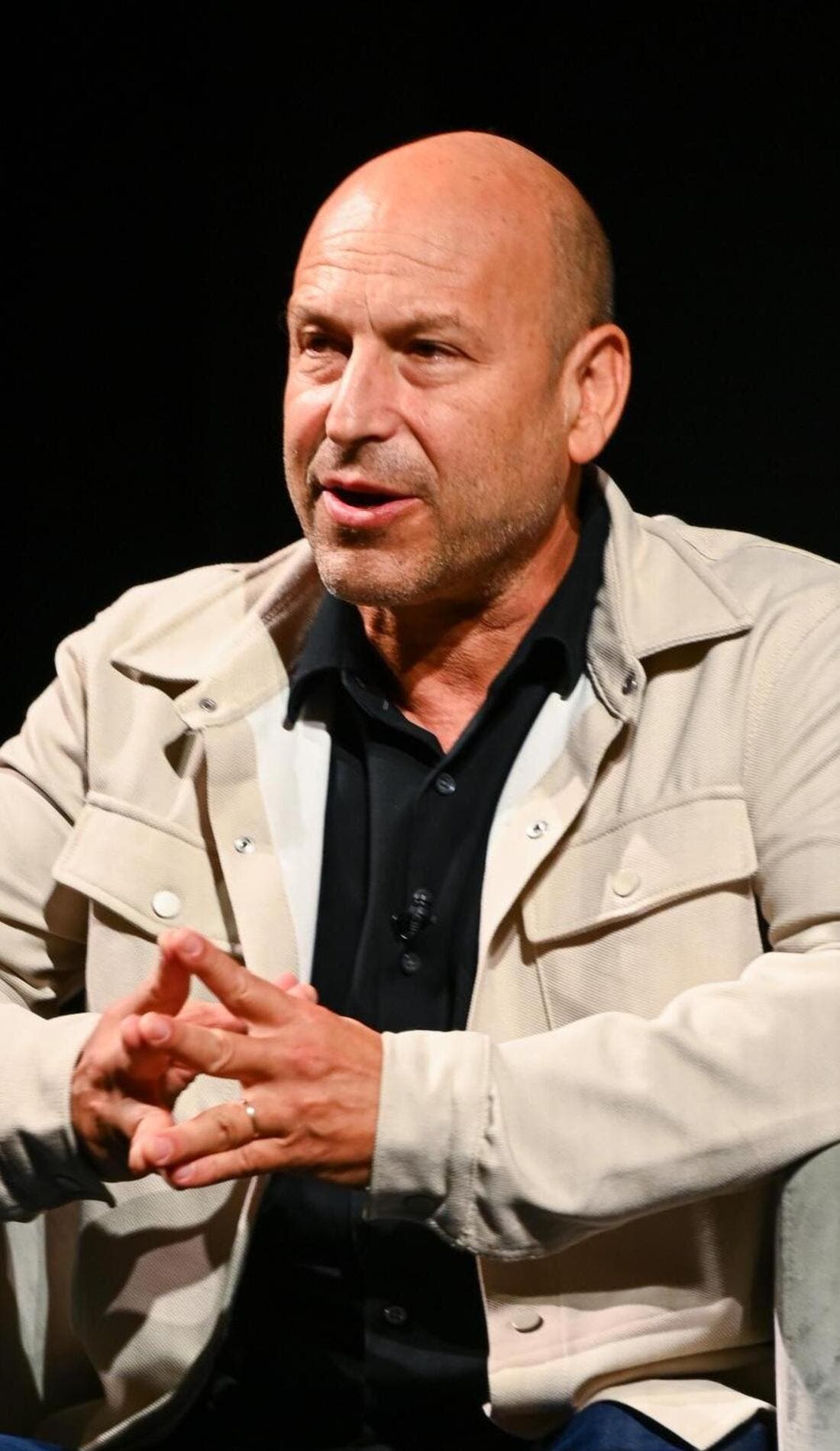 Inon Zur promotional image for upcoming events and ticket sales