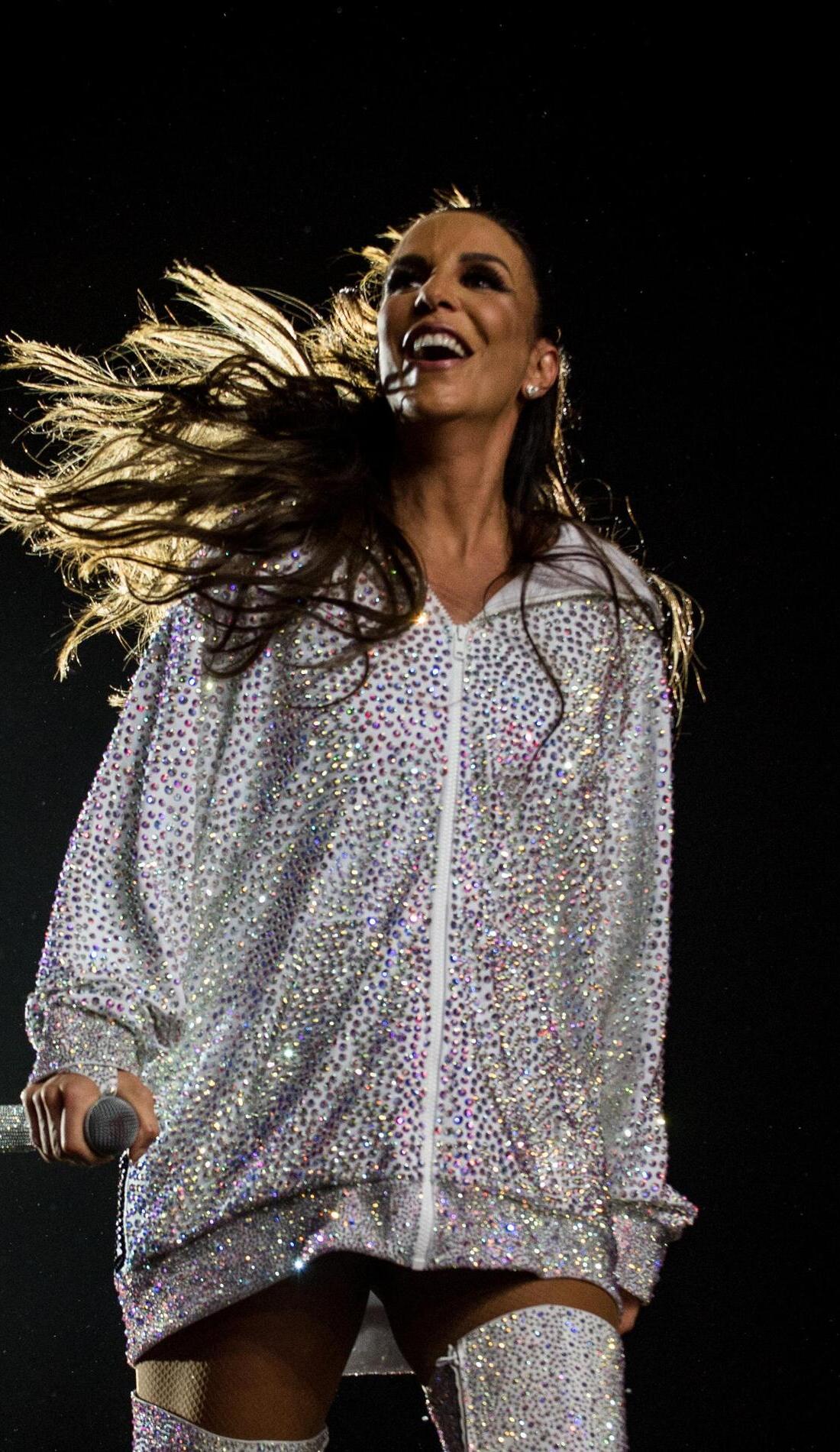 Ivete Sangalo promotional image for upcoming events and ticket sales