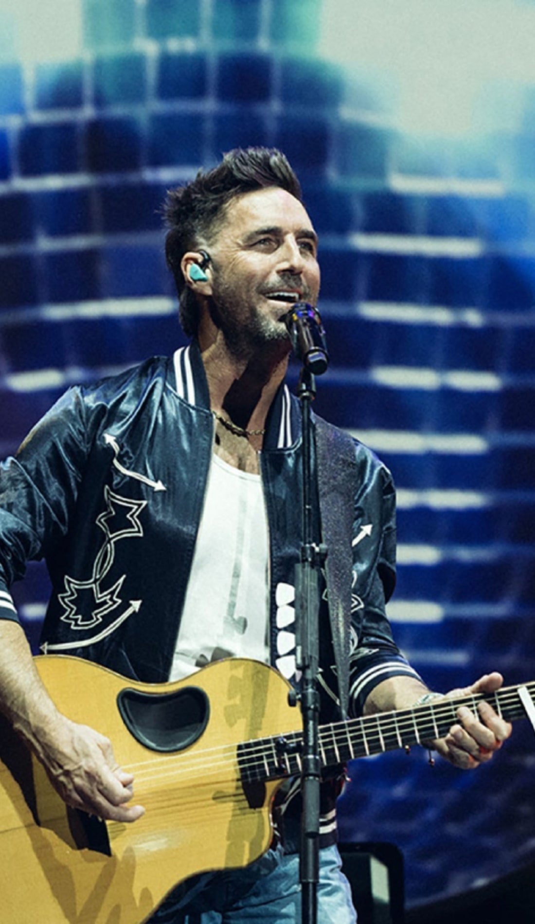 Jake Owen promotional image for upcoming events and ticket sales