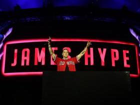 The Summer Club home performer