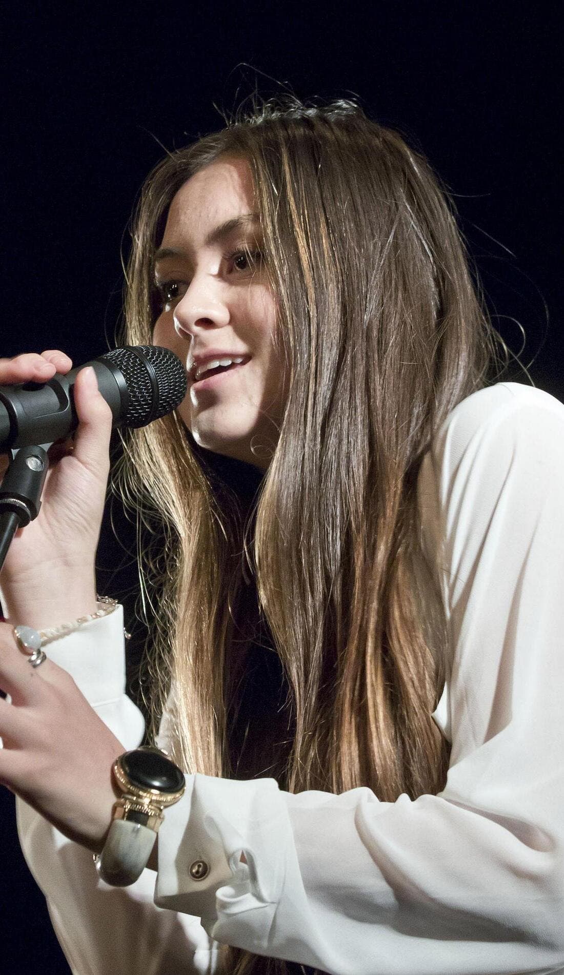 Jasmine Thompson promotional image for upcoming events and ticket sales