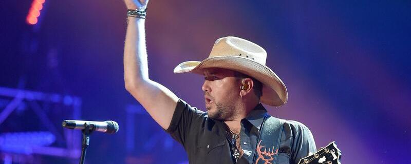 Jason Aldean at Cascades Amphitheater
