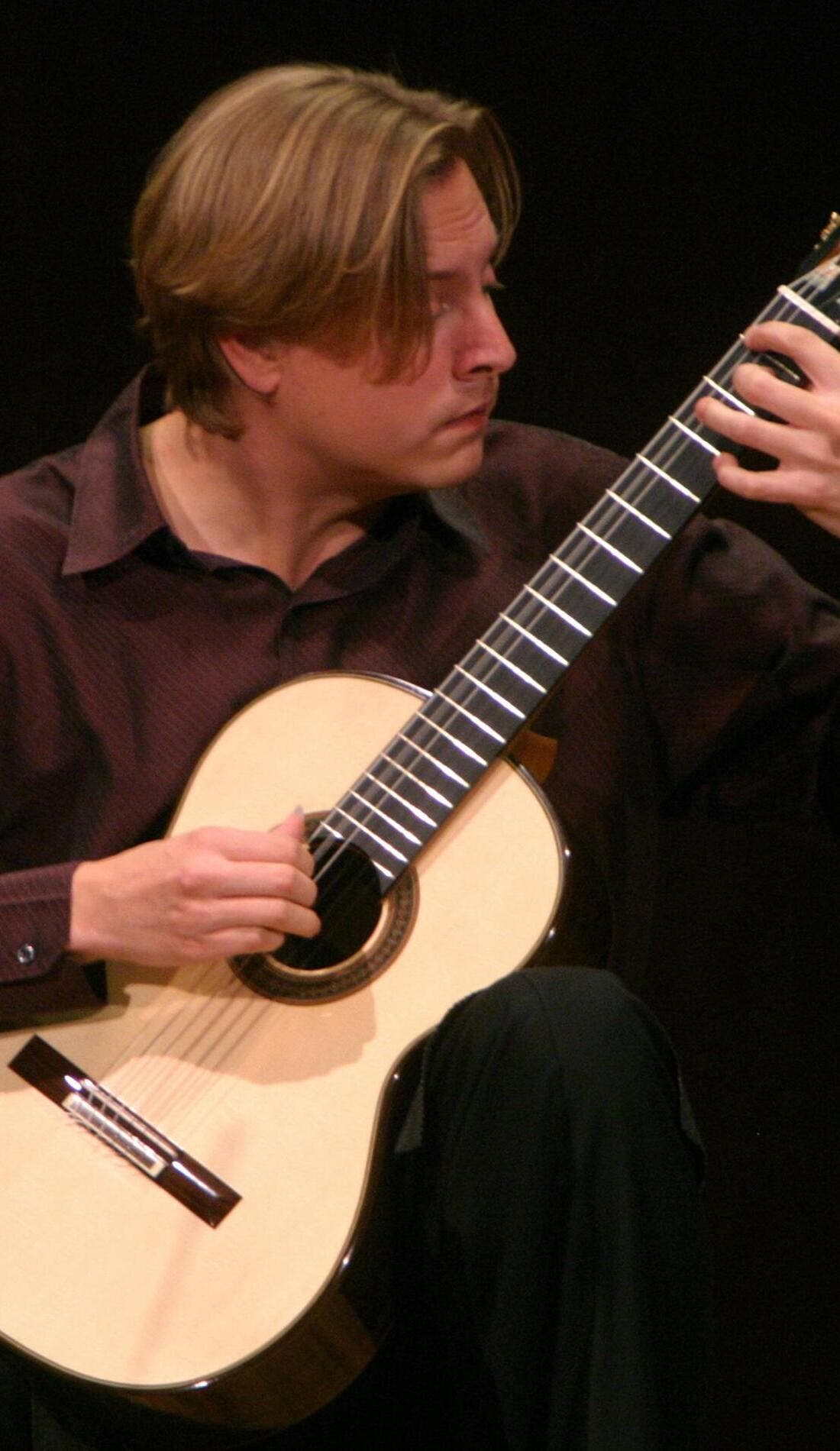 Jason Vieaux promotional image for upcoming events and ticket sales