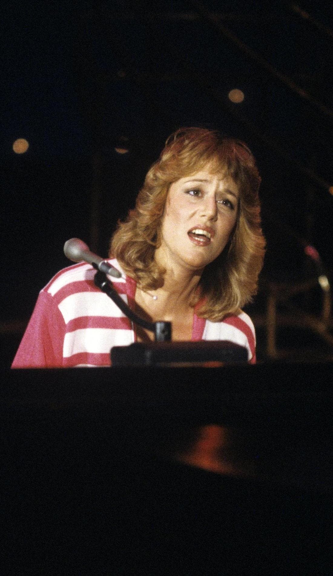 Jennifer Warnes promotional image for upcoming events and ticket sales