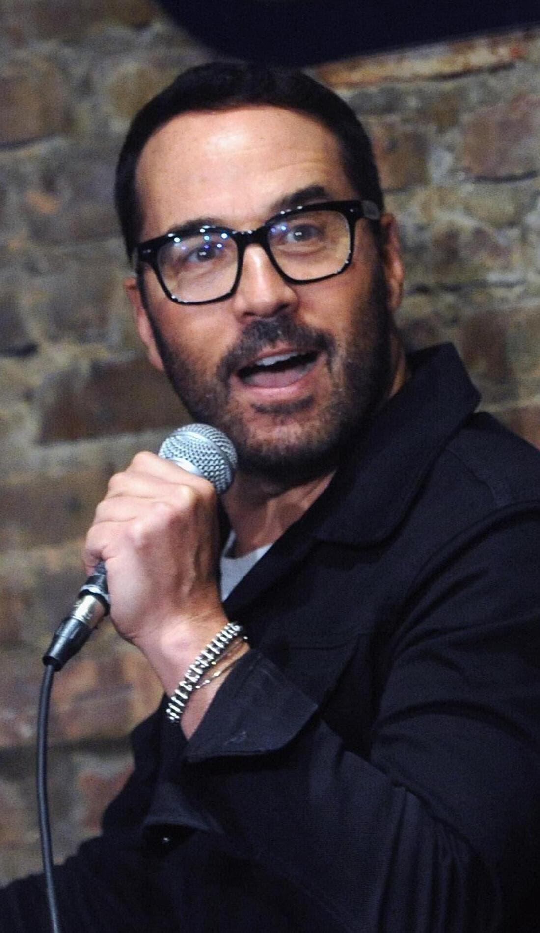 Jeremy Piven promotional image for upcoming events and ticket sales in Phoenix