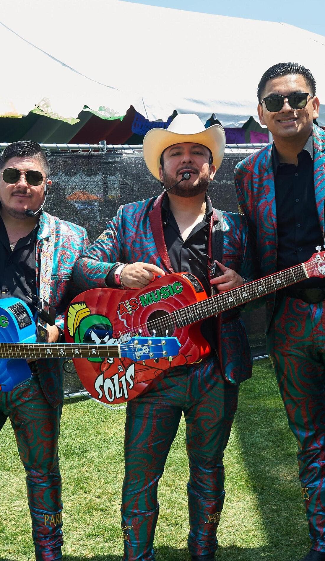 Jesus Ojeda y sus parientes promotional image for upcoming events and ticket sales