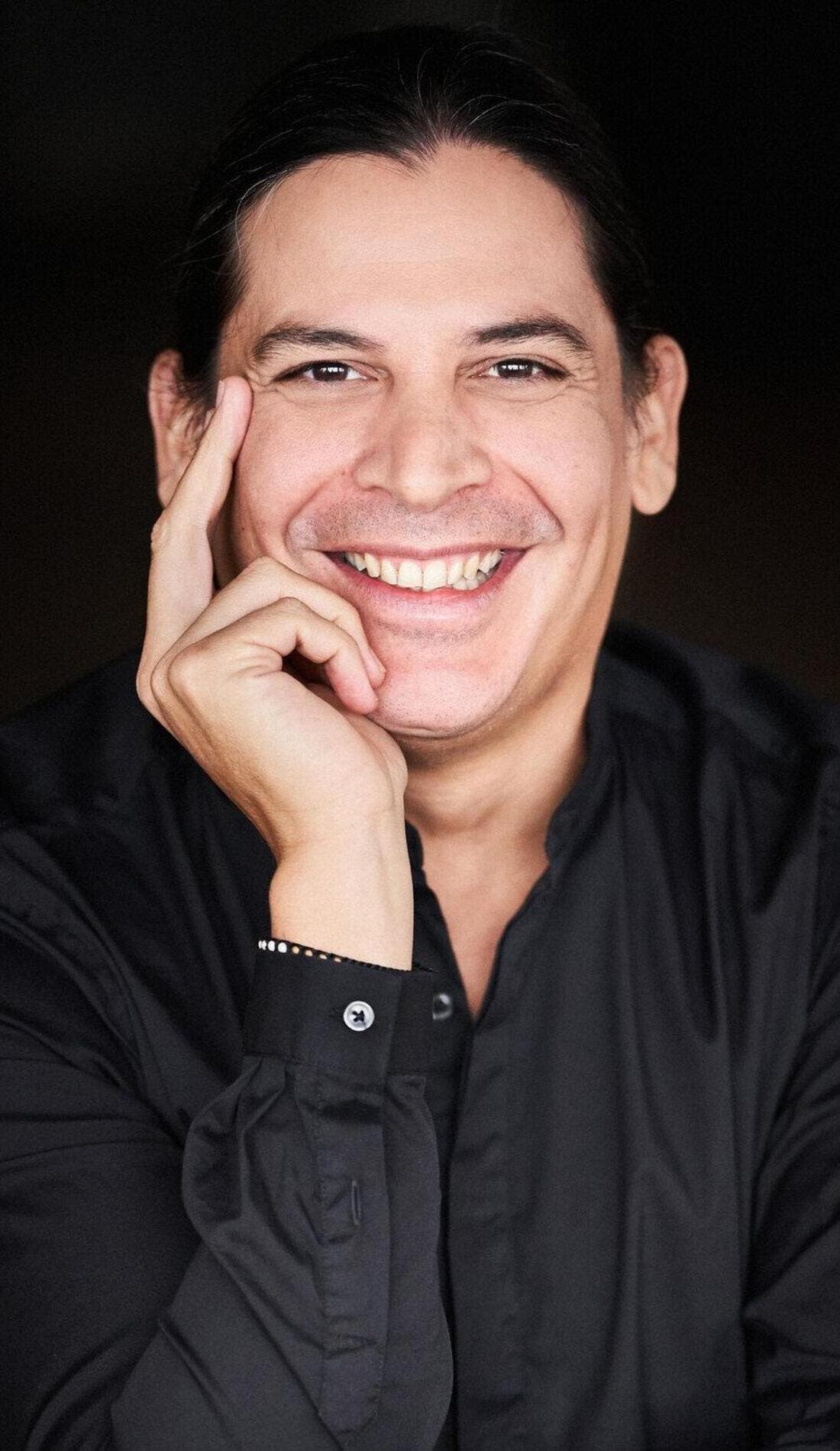 Jose Luis Gomez promotional image for upcoming events and ticket sales
