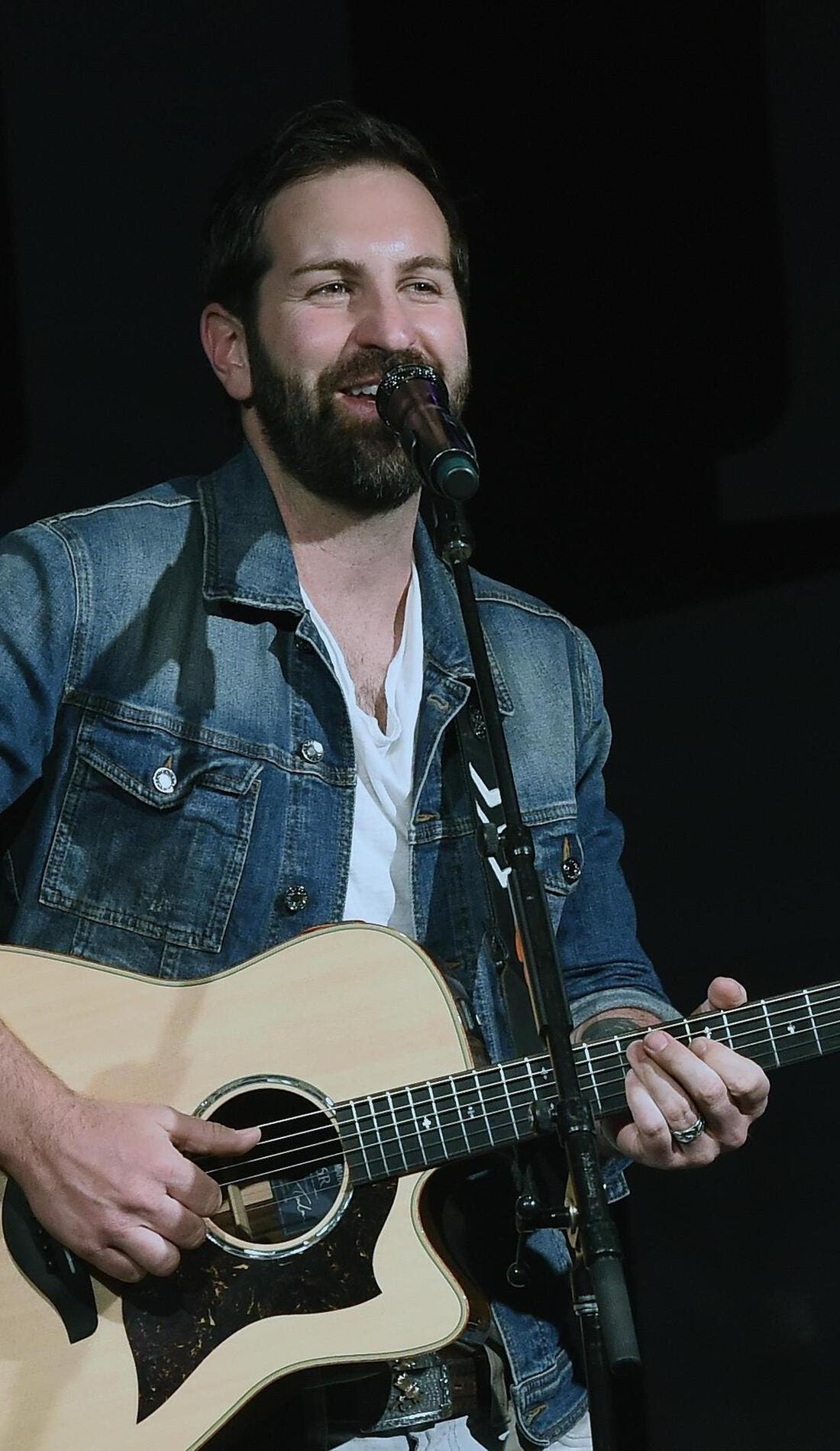 Josh Kelley promotional image for upcoming events and ticket sales