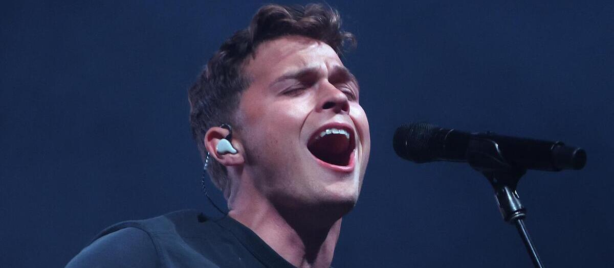 Josiah Queen live — Spectrum Center - Charlotte, Charlotte