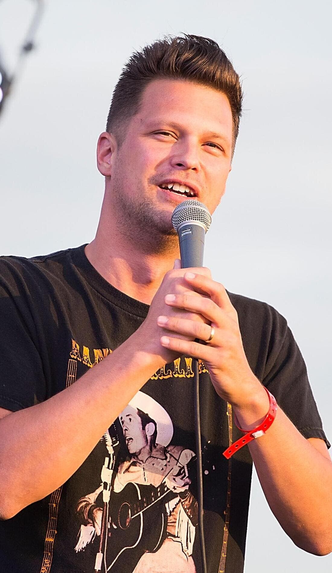 Julian McCullough promotional image for upcoming events and ticket sales