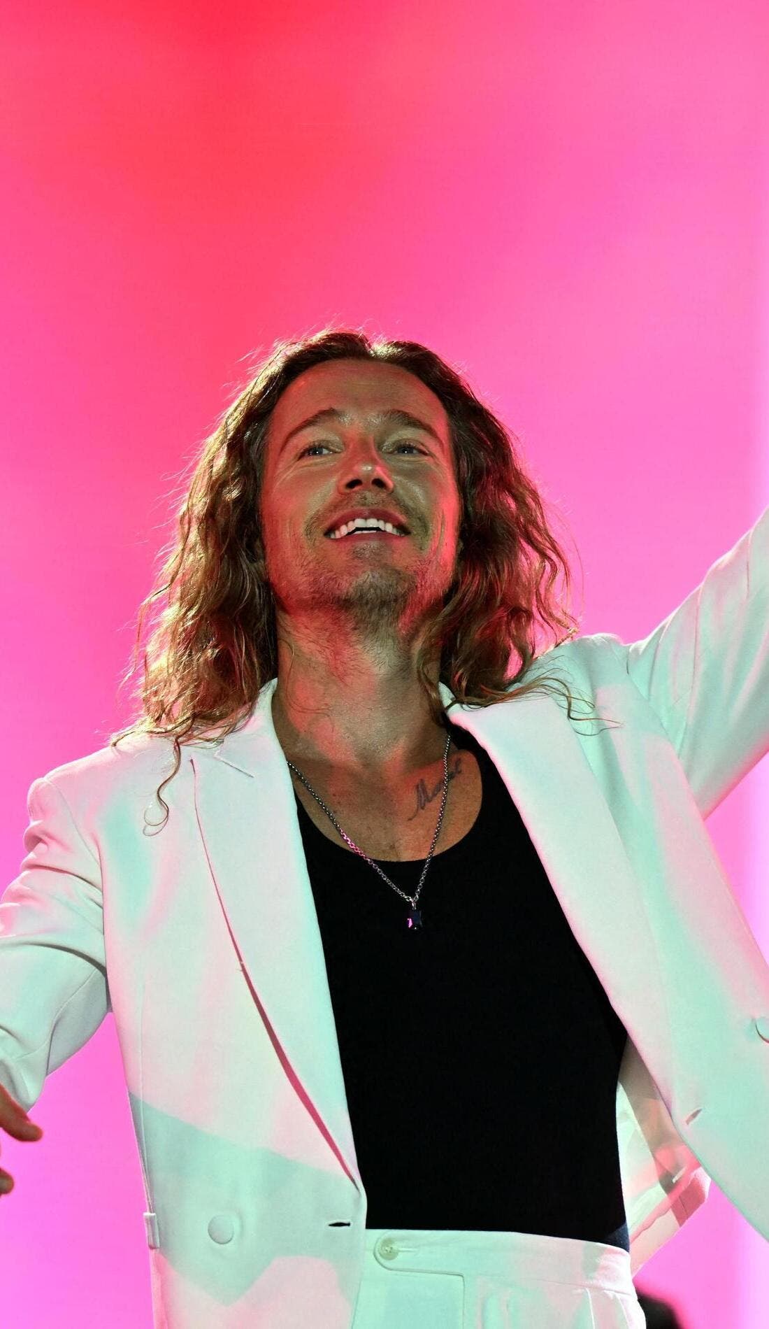 Julien Dore promotional image for upcoming events and ticket sales