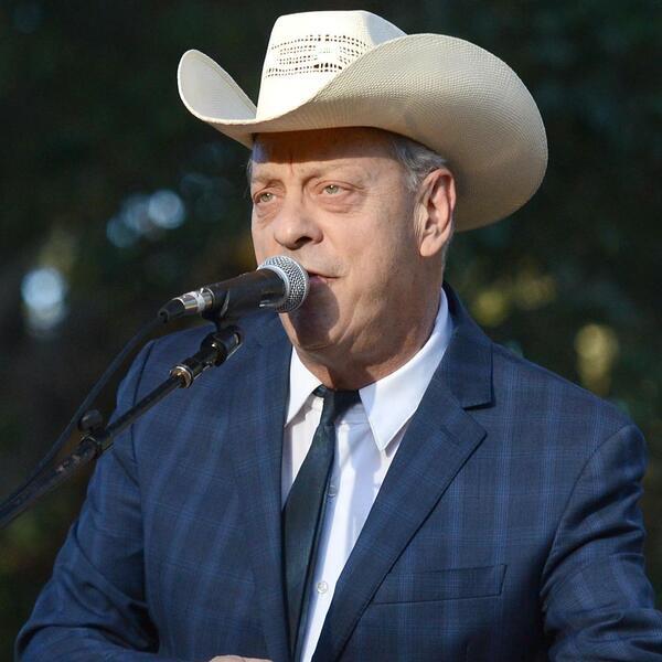 Junior Brown