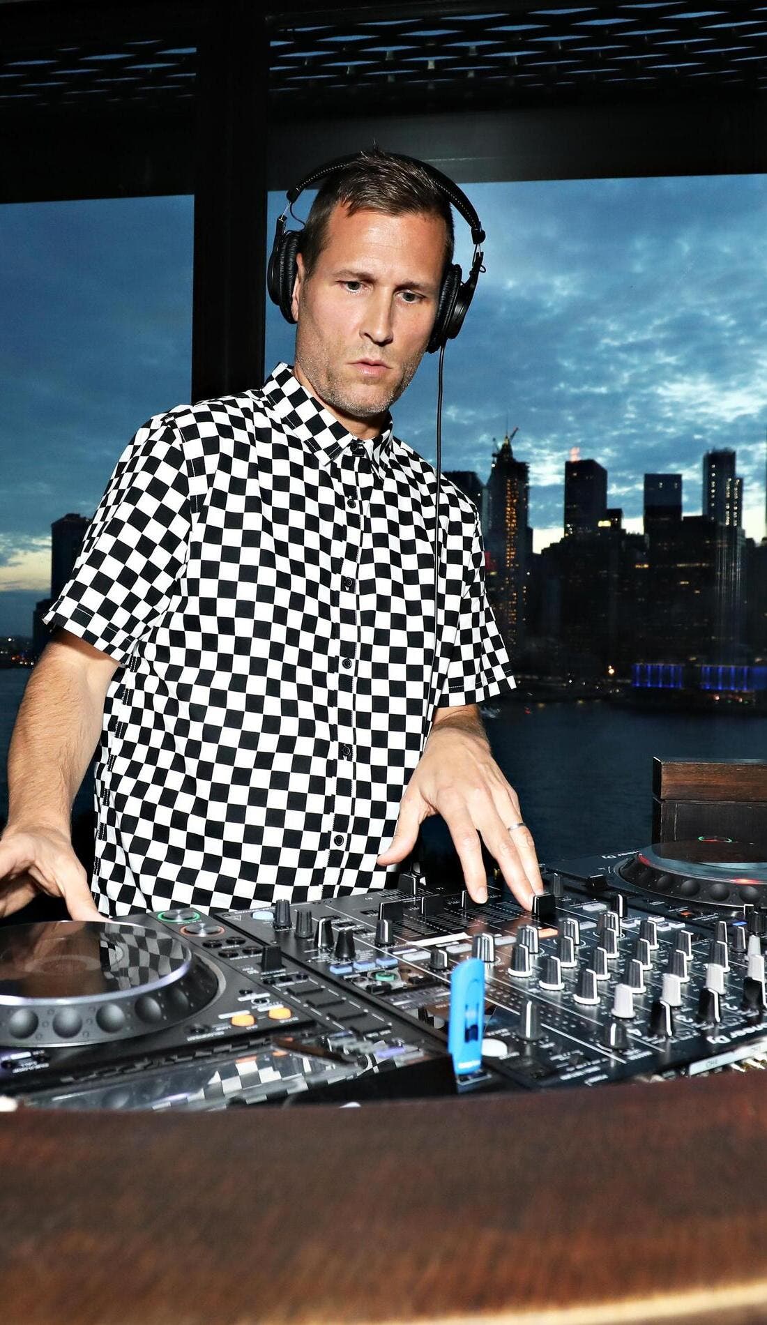 Kaskade promotional image for upcoming events and ticket sales