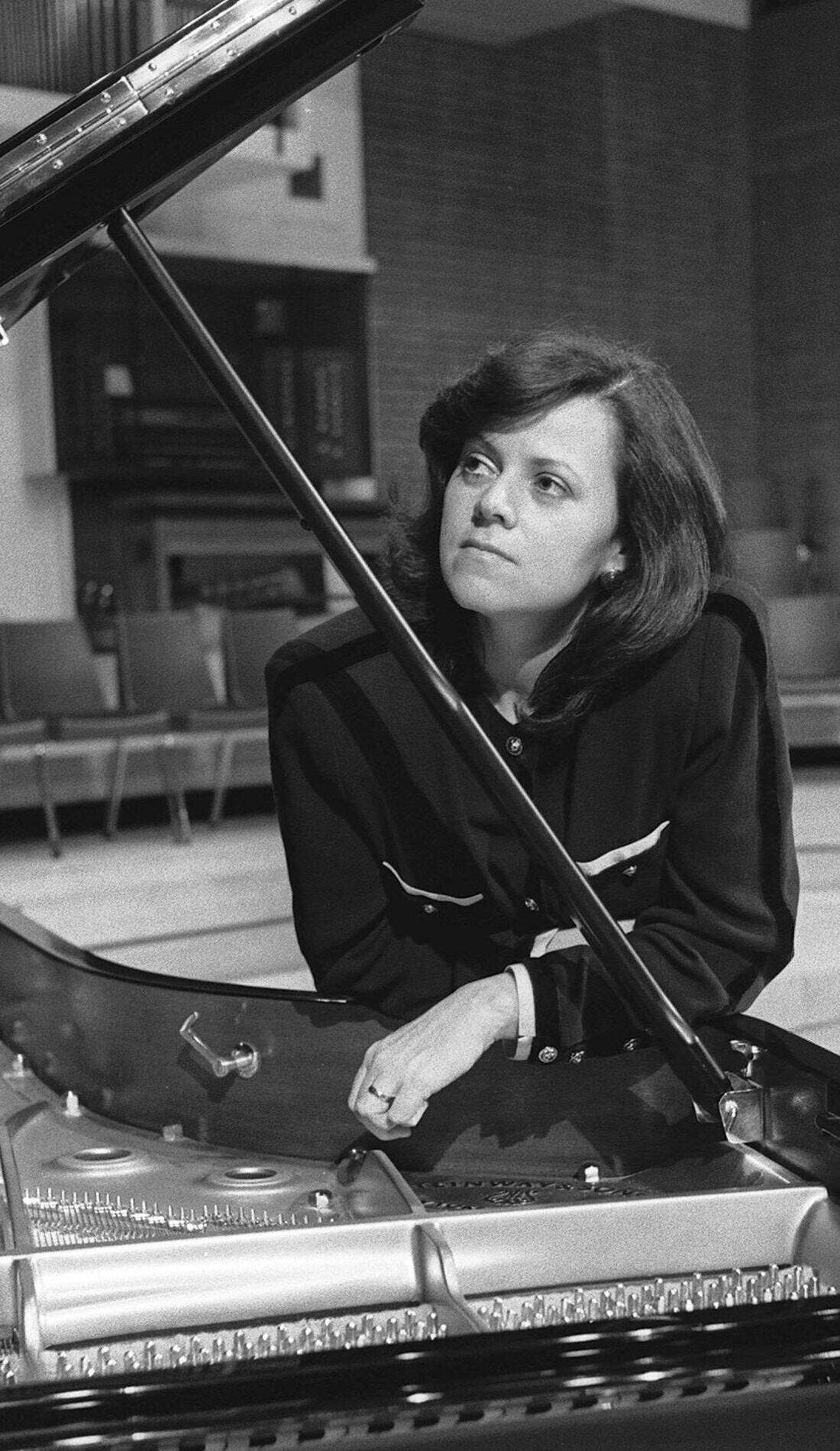 Kathryn Stott in Recital promotional image for upcoming events and ticket sales