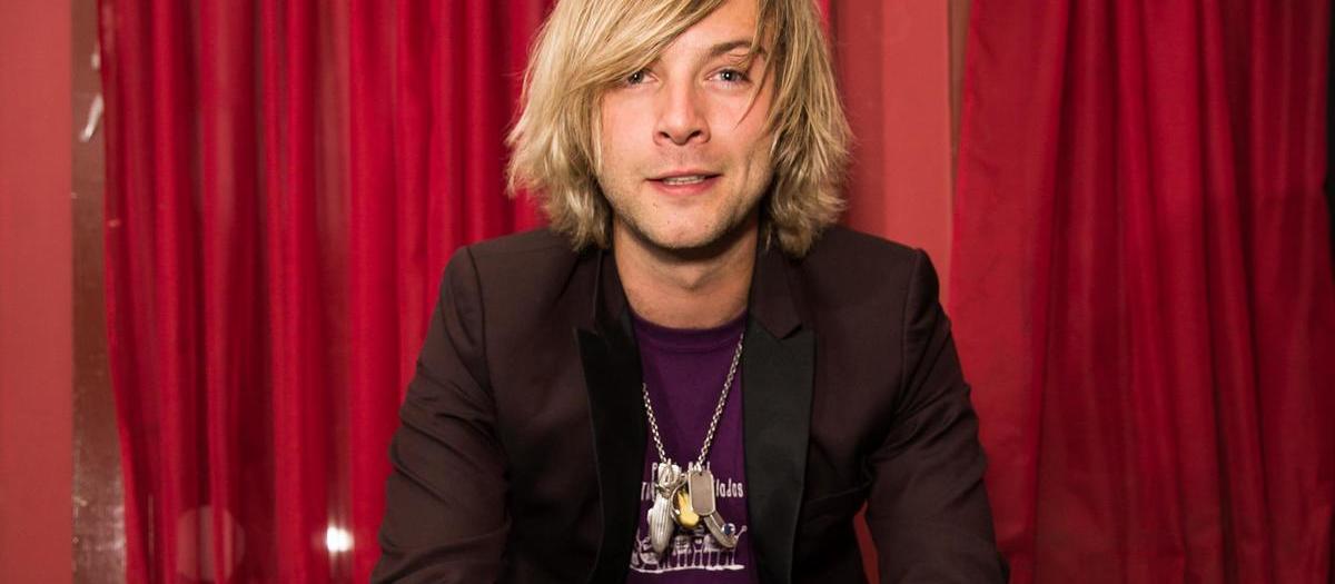 Keith Harkin live — Cafe 11, St. Augustine