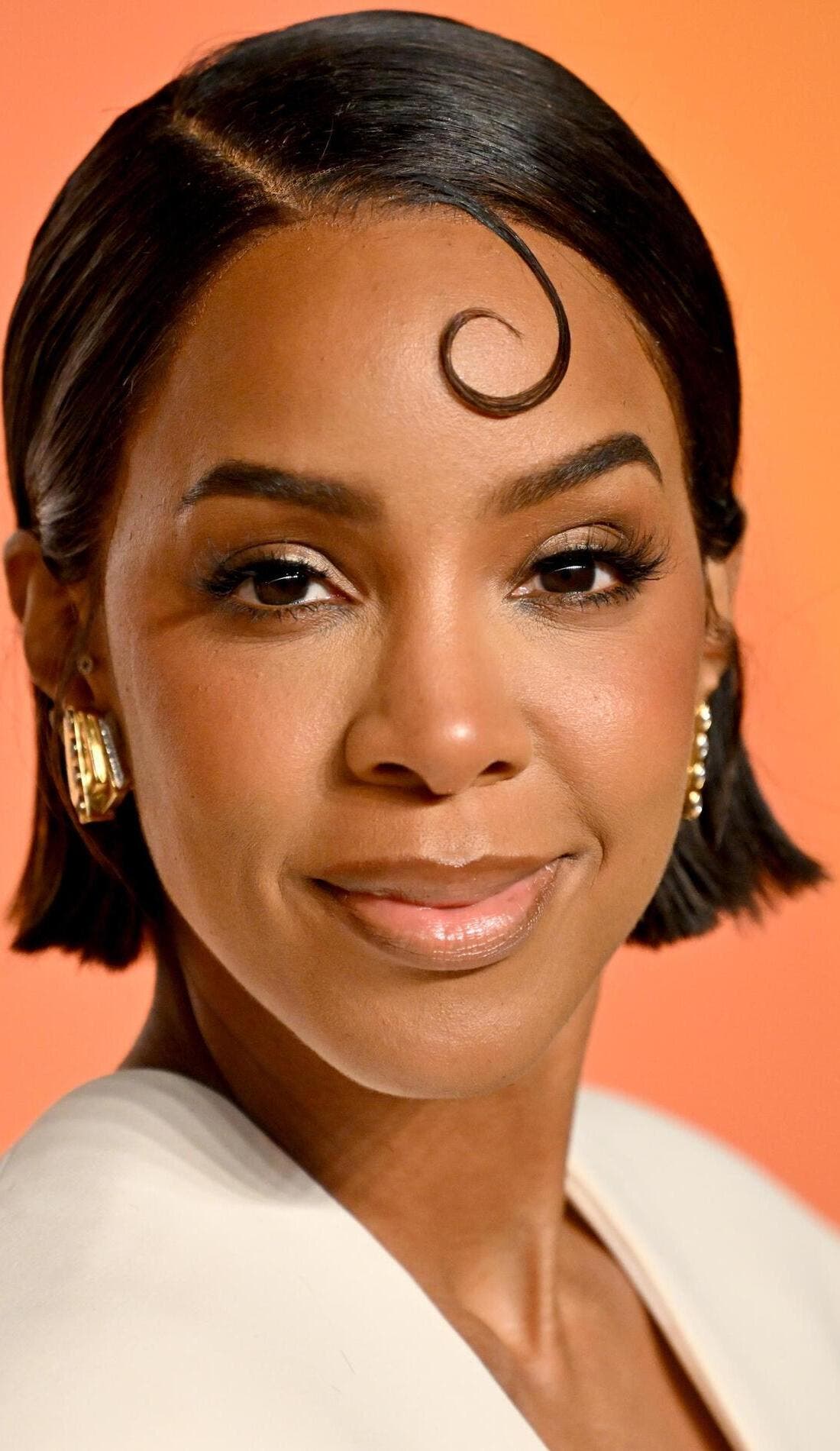 Kelly Rowland promotional image for upcoming events and ticket sales