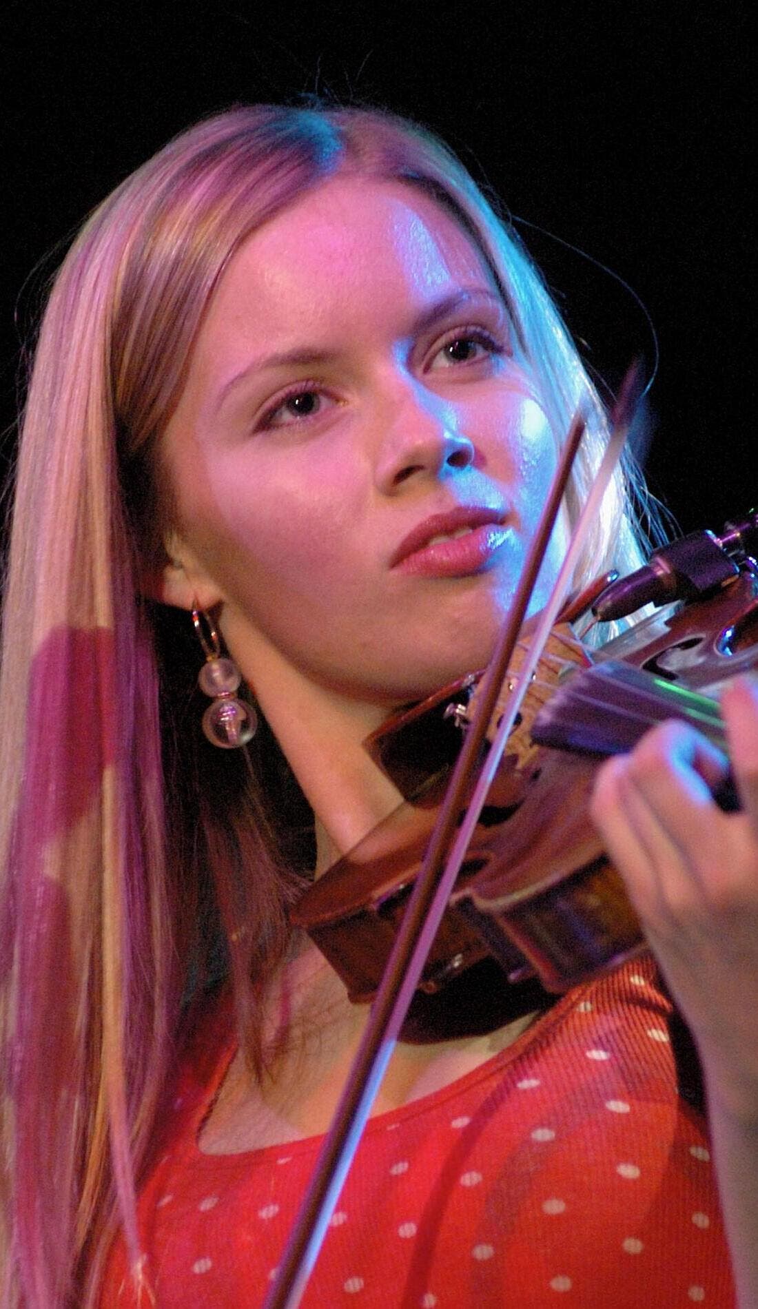 Kendel Carson promotional image for upcoming events and ticket sales