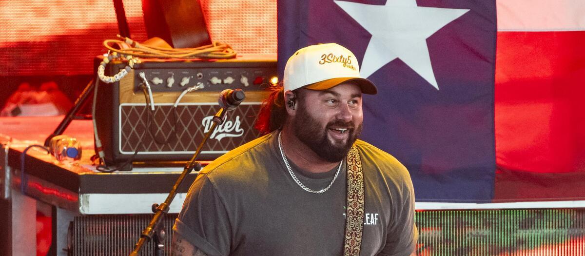 Koe Wetzel live — Cook's Garage, Lubbock