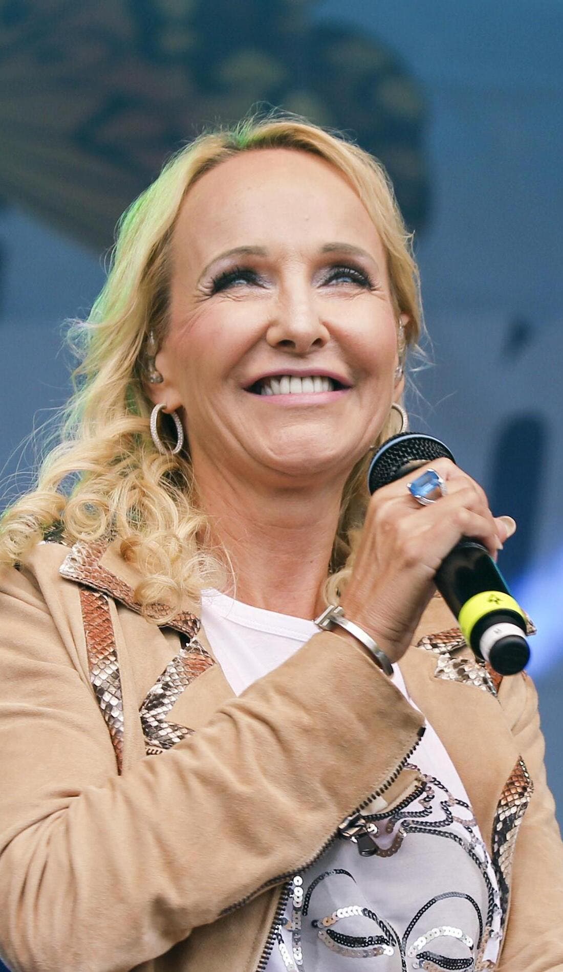 Kristina Bach promotional image for upcoming events and ticket sales