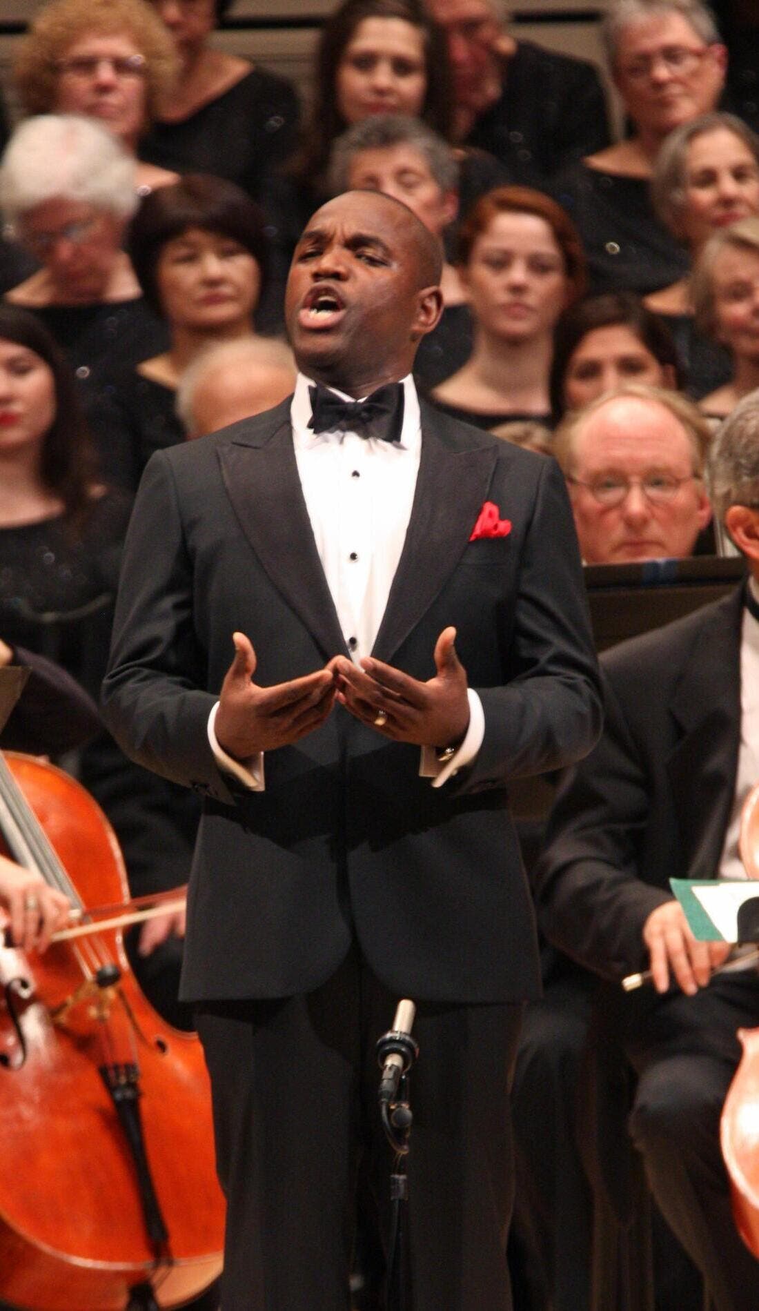 Lawrence Brownlee promotional image for upcoming events and ticket sales