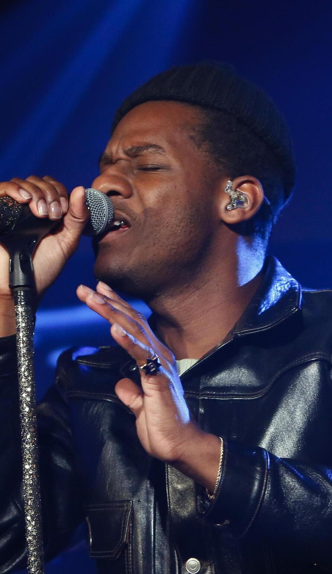 Leon Bridges promotional image for upcoming events and ticket sales