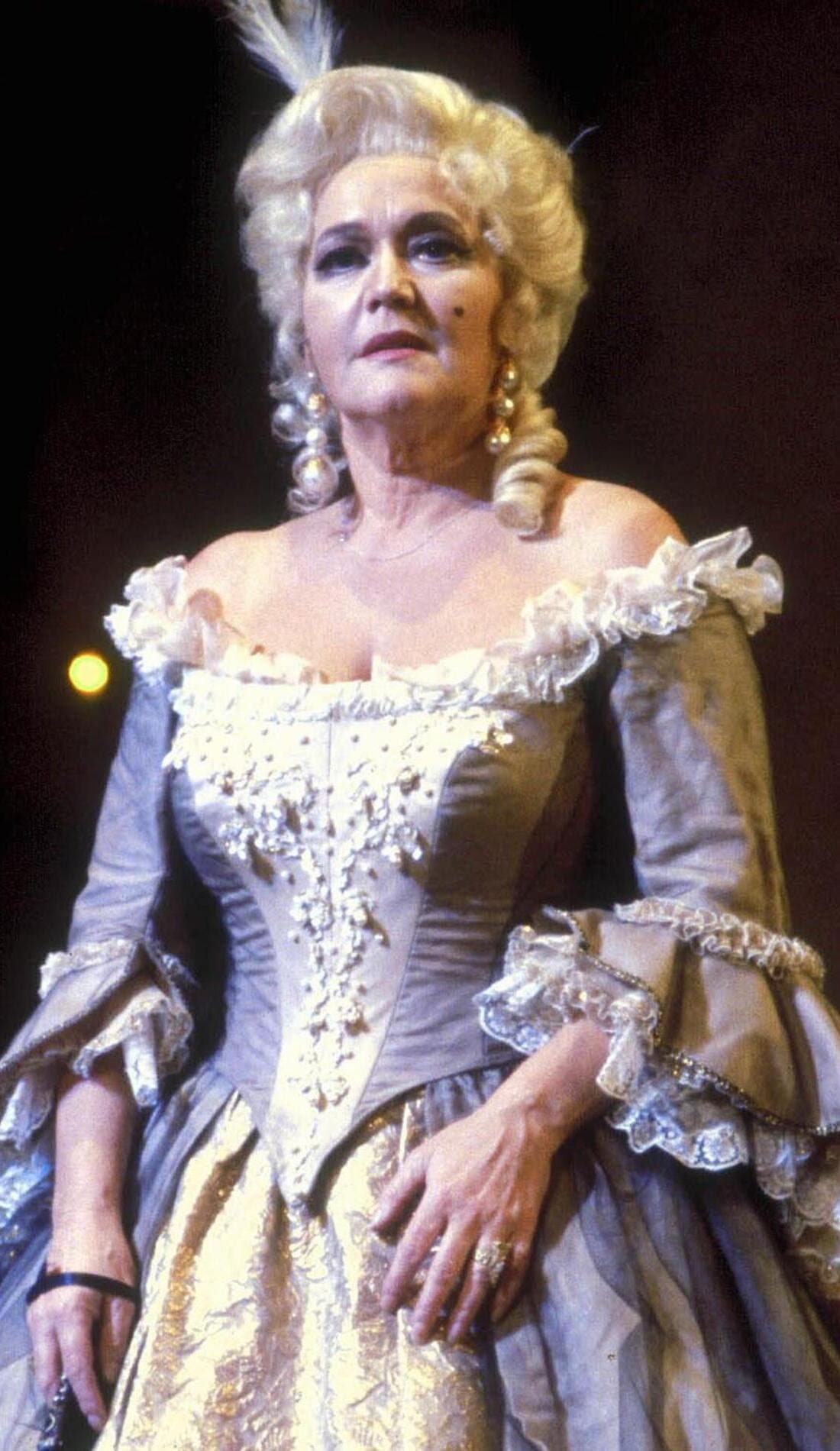 Leonie Rysanek promotional image for upcoming events and ticket sales