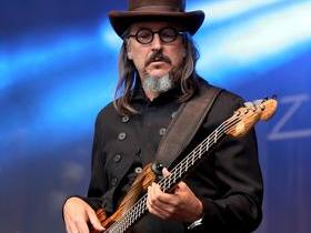 Les Claypool