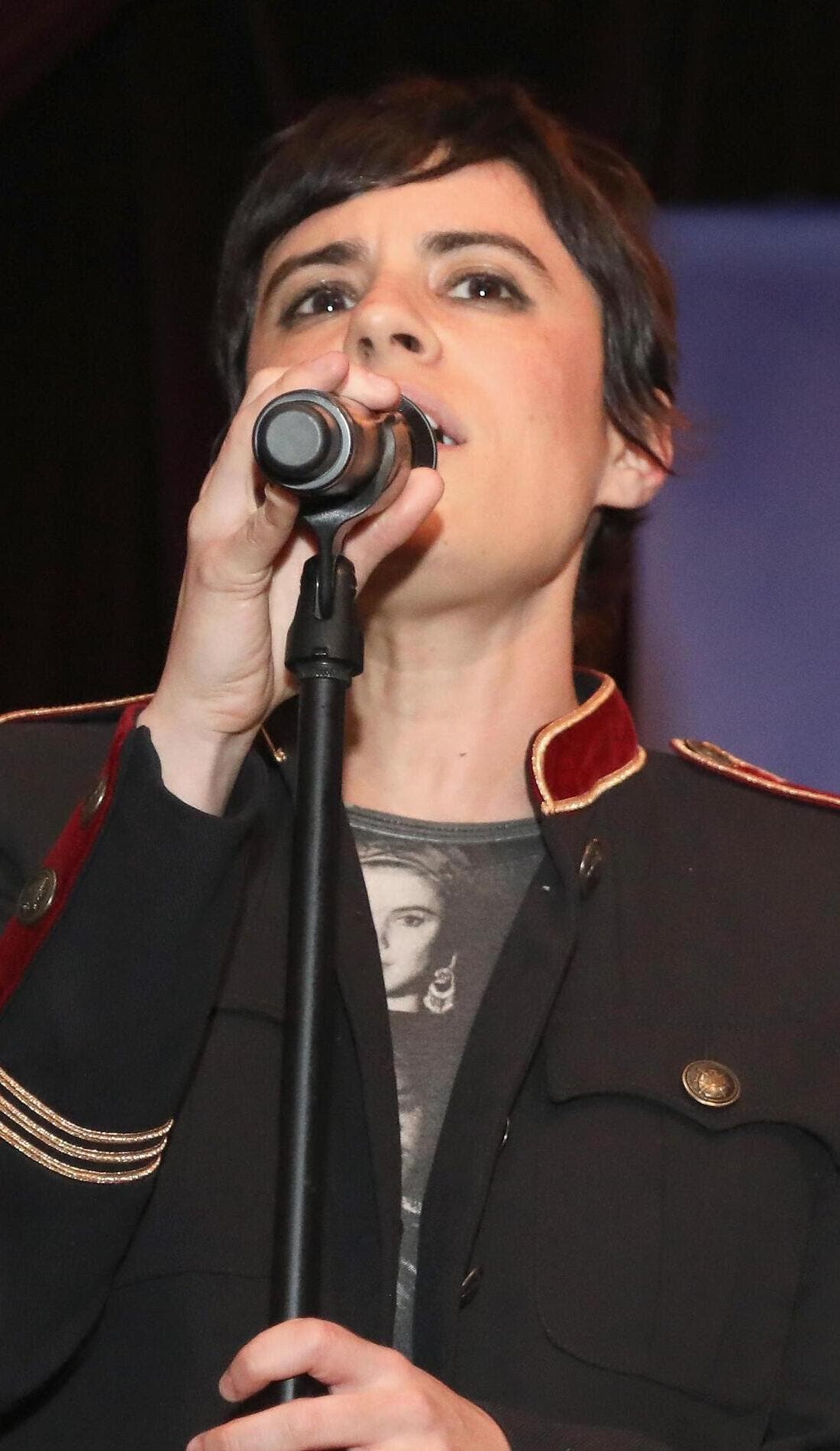 Leslie Mendelson promotional image for upcoming events and ticket sales
