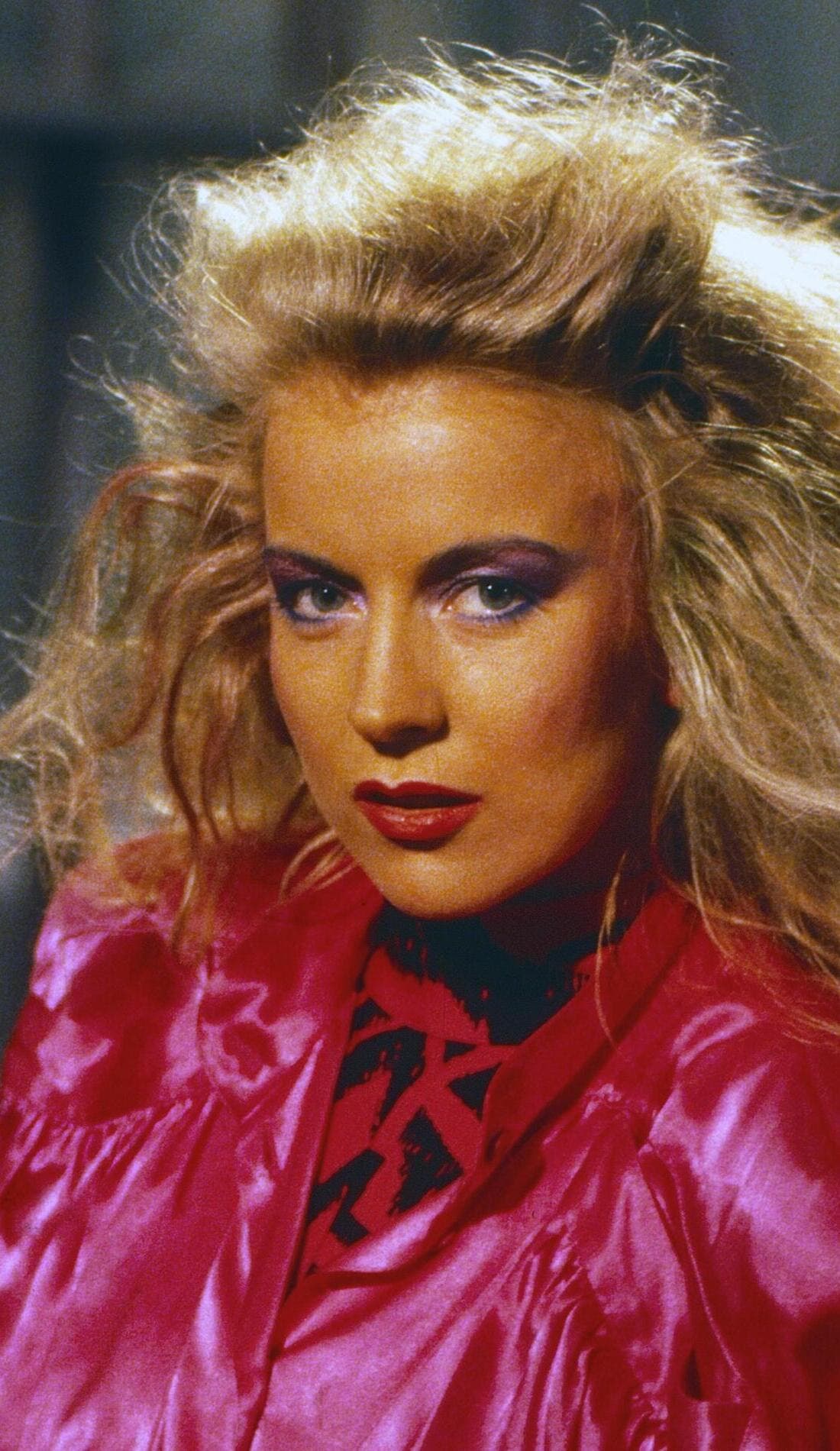 Lian Ross promotional image for upcoming events and ticket sales