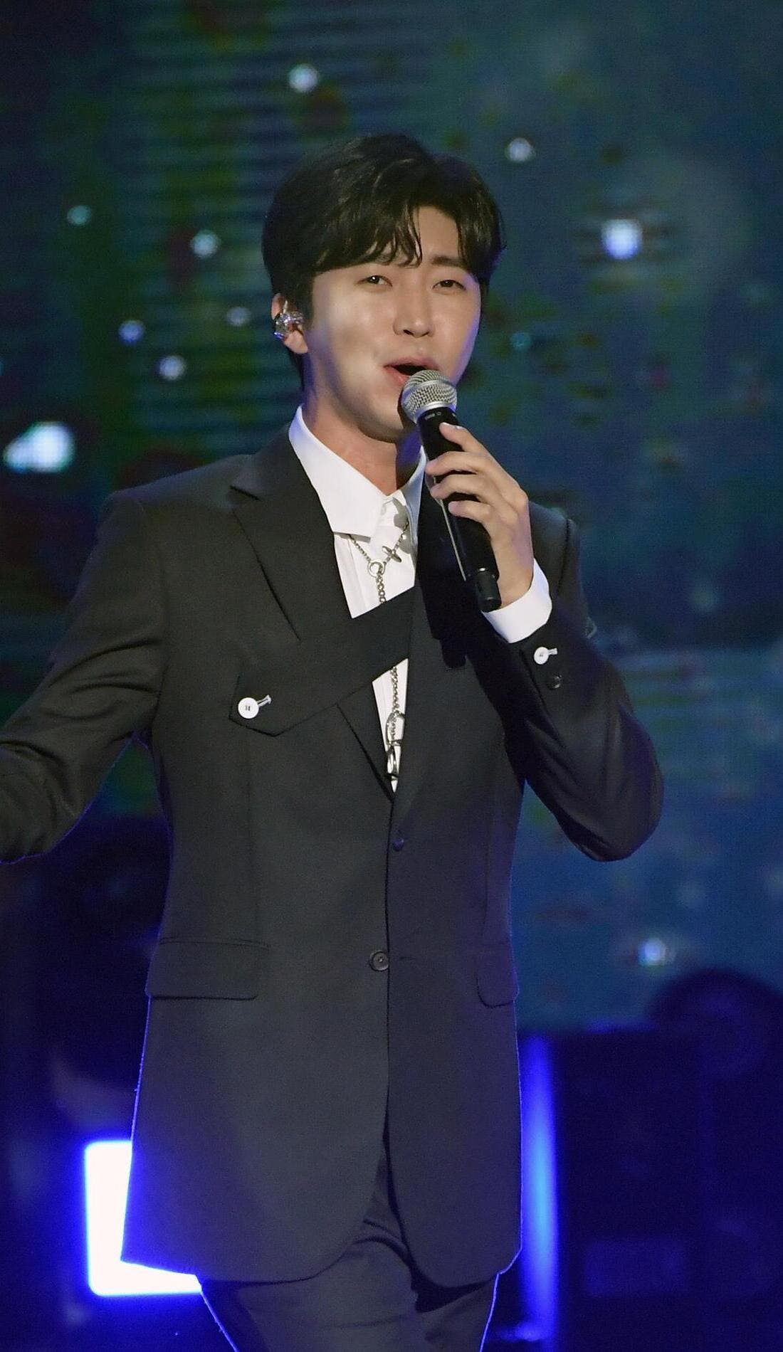Lim Young Woong promotional image for upcoming events and ticket sales