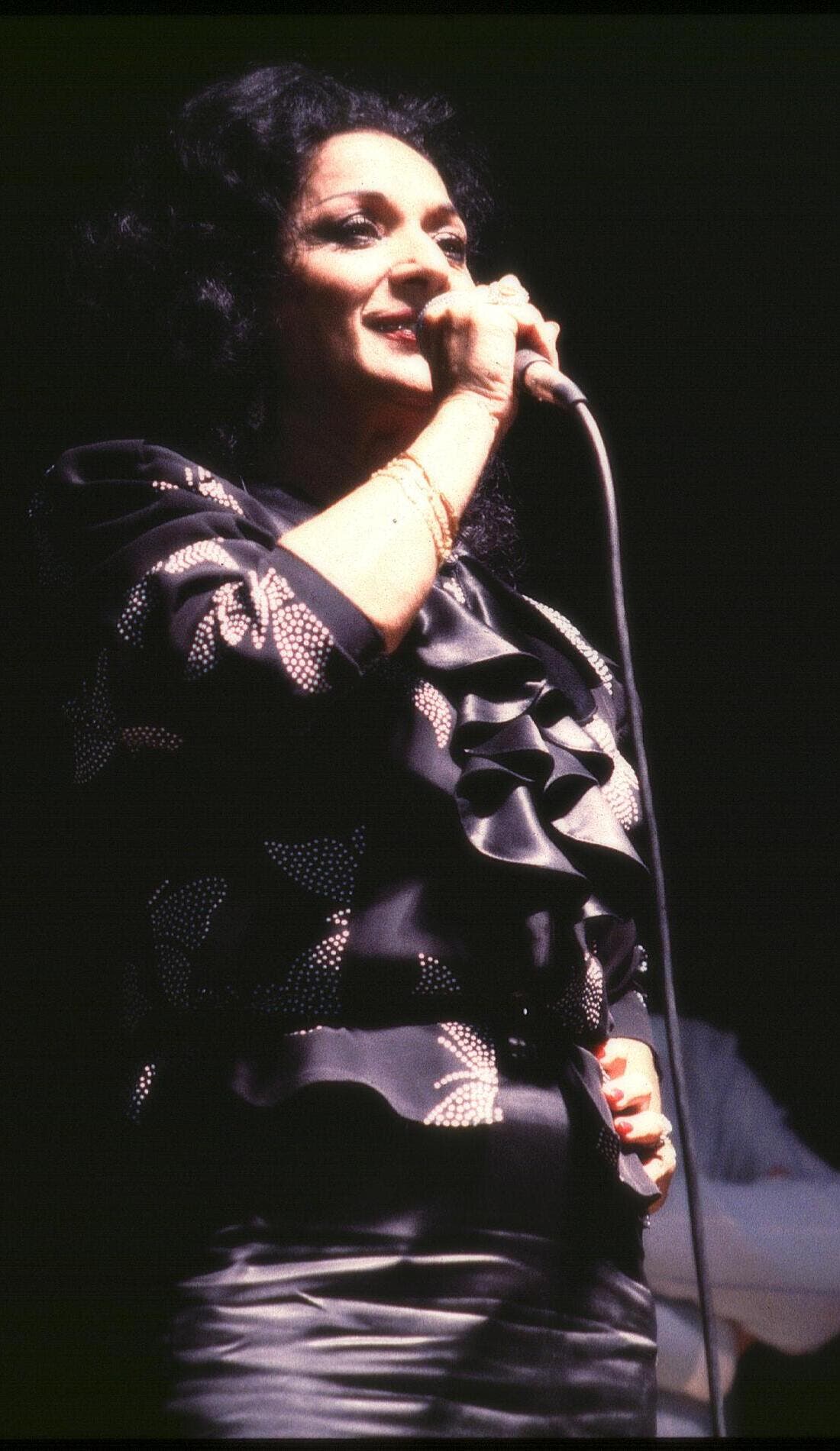 Lola Flores promotional image for upcoming events and ticket sales