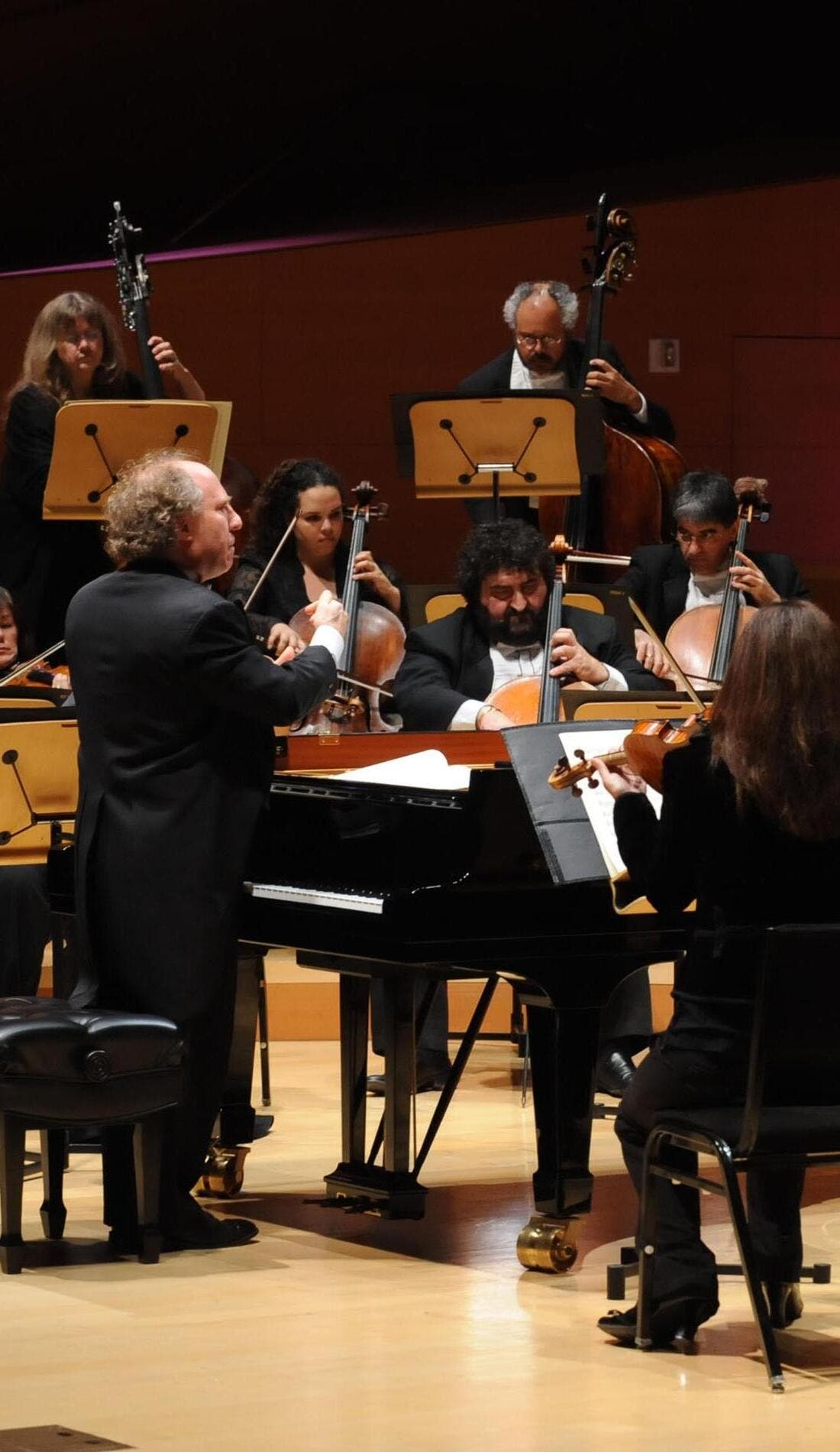 Los Angeles Chamber Orchestra promotional image for upcoming events and ticket sales