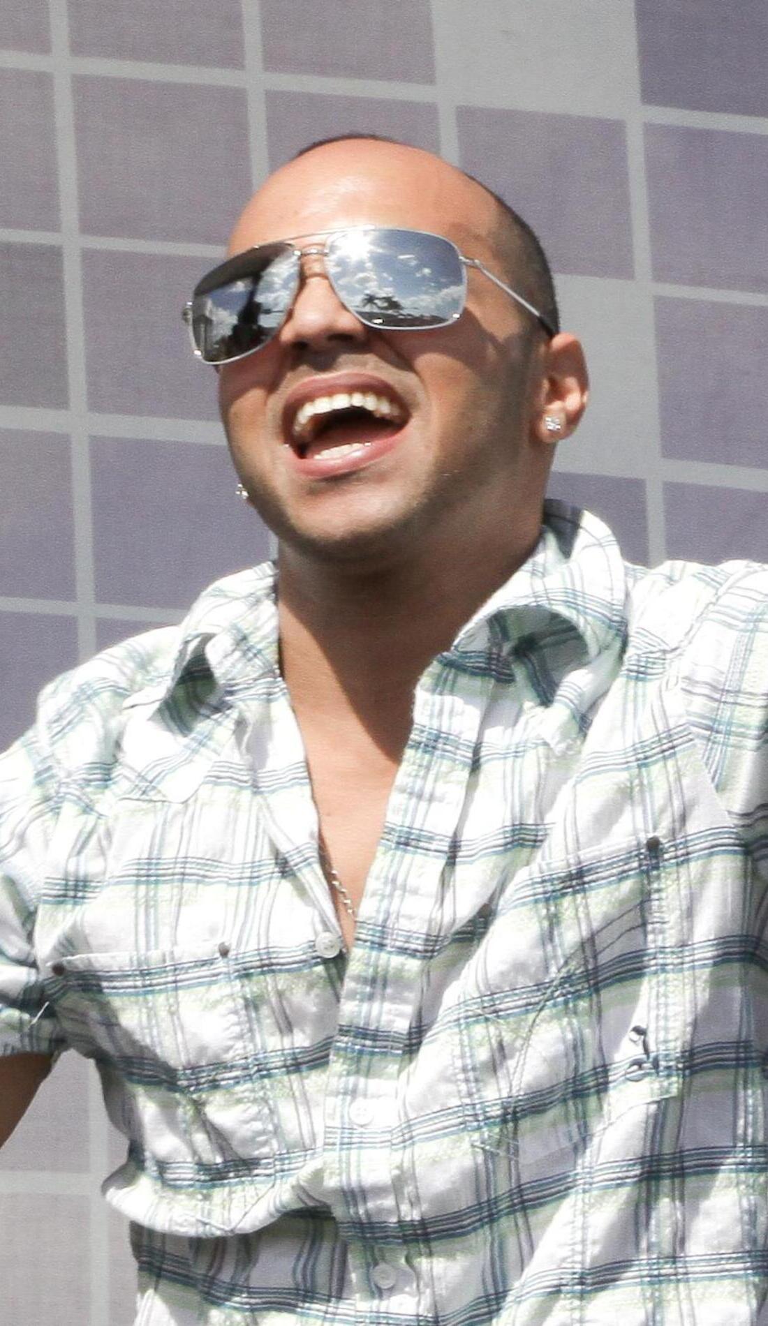 Los Fugitivos promotional image for upcoming events and ticket sales