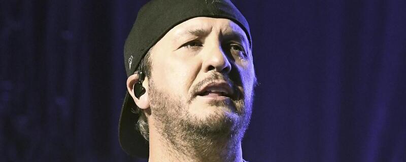 Luke Bryan at Washington-Grizzly Stadium