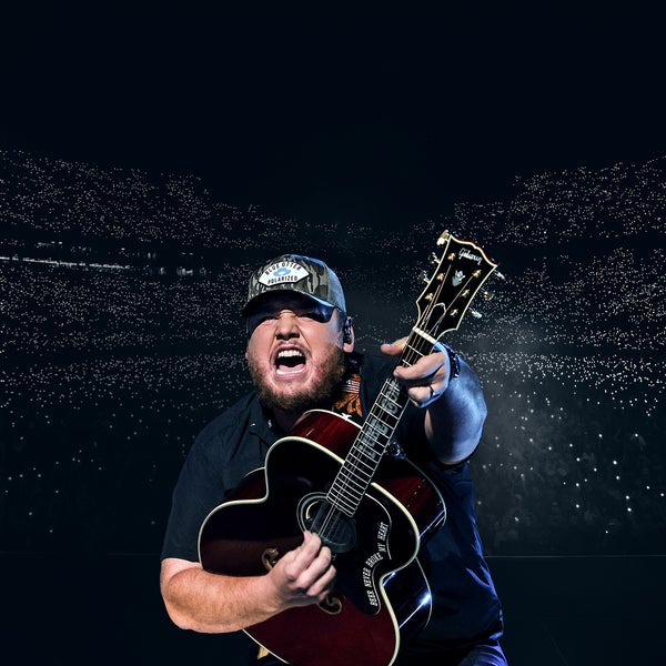 Luke Combs image