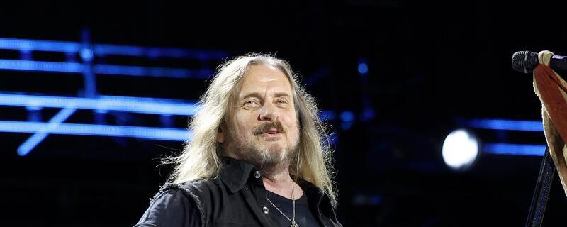 Lynyrd Skynyrd at Hard Rock Live At Etess Arena