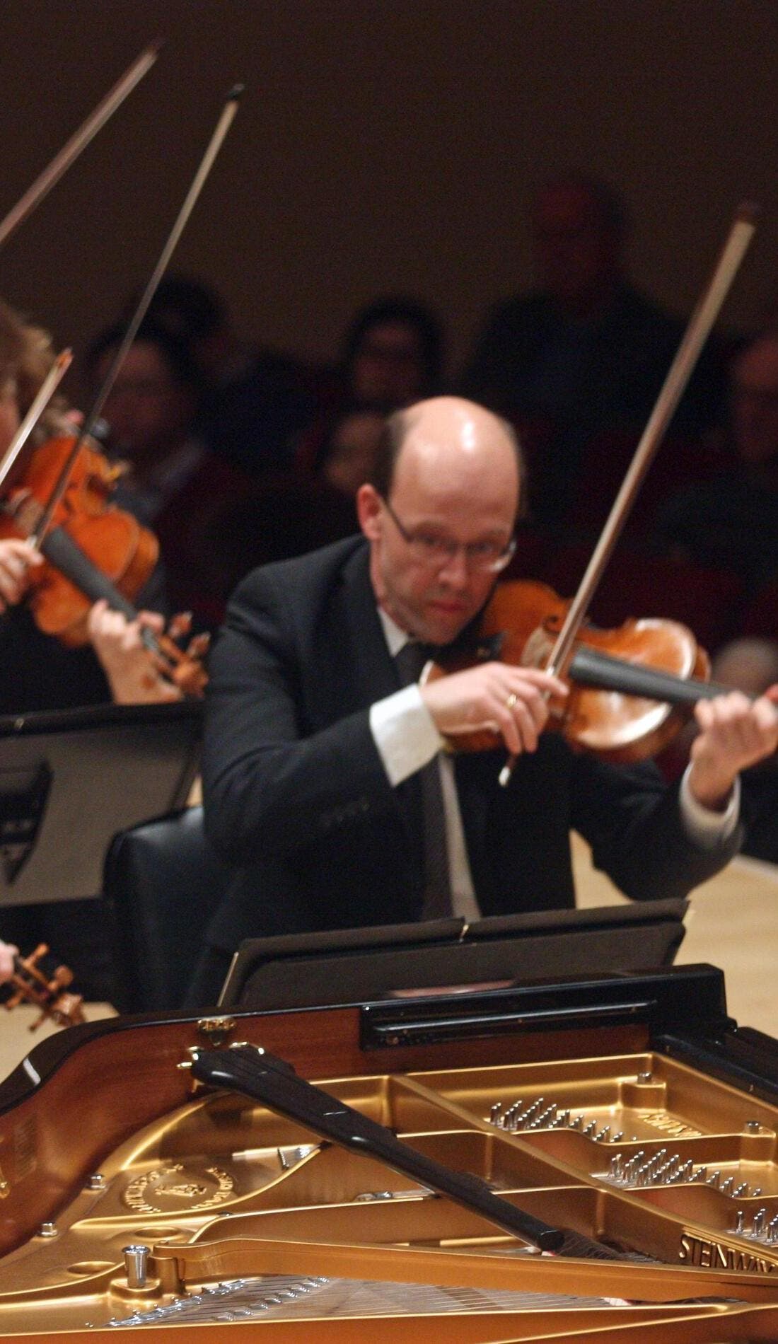 Mahler Chamber Orchestra promotional image for upcoming events and ticket sales