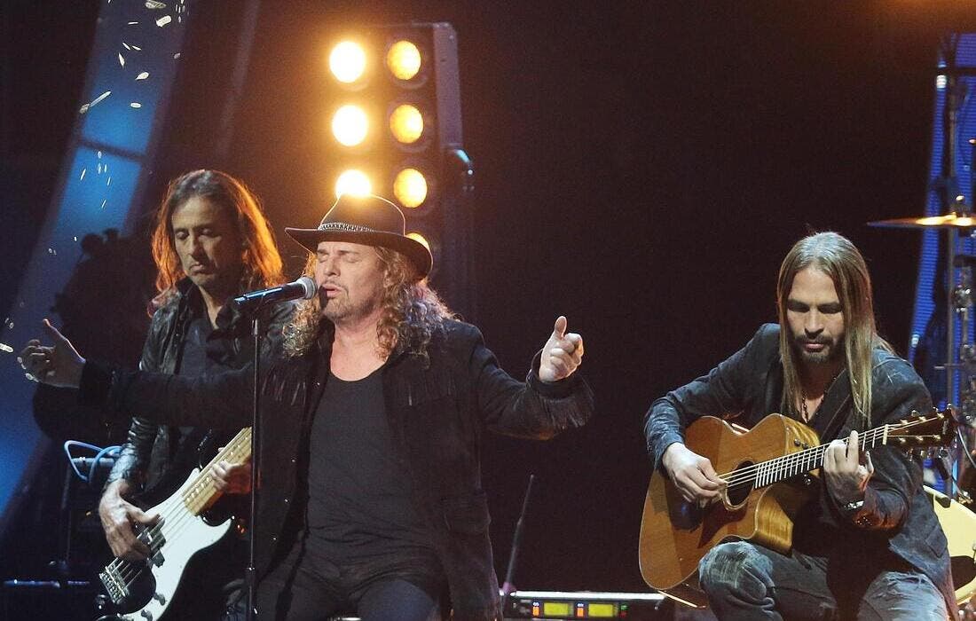 Promotional image for MANA tickets at Frost Bank Center on Sep 6, 2025