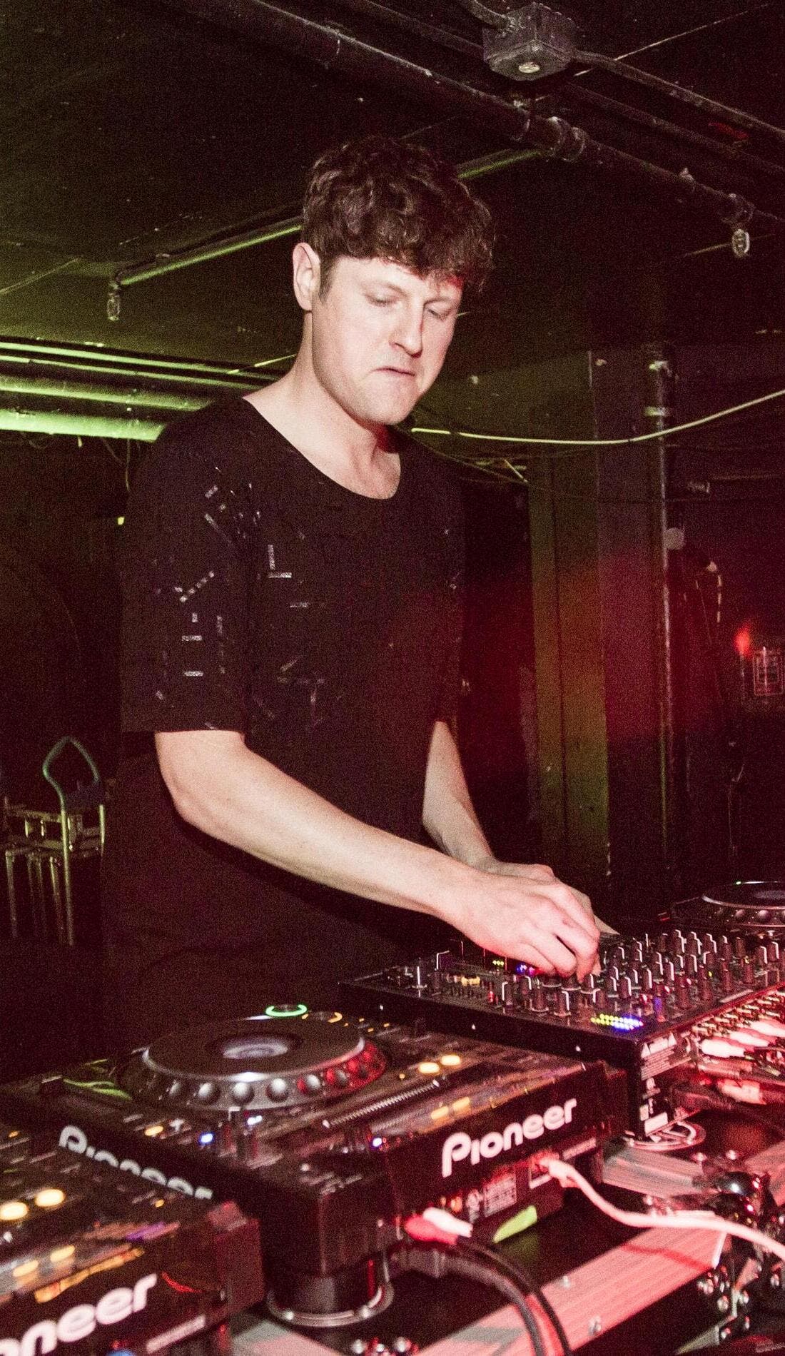 Mano Le Tough promotional image for upcoming events and ticket sales