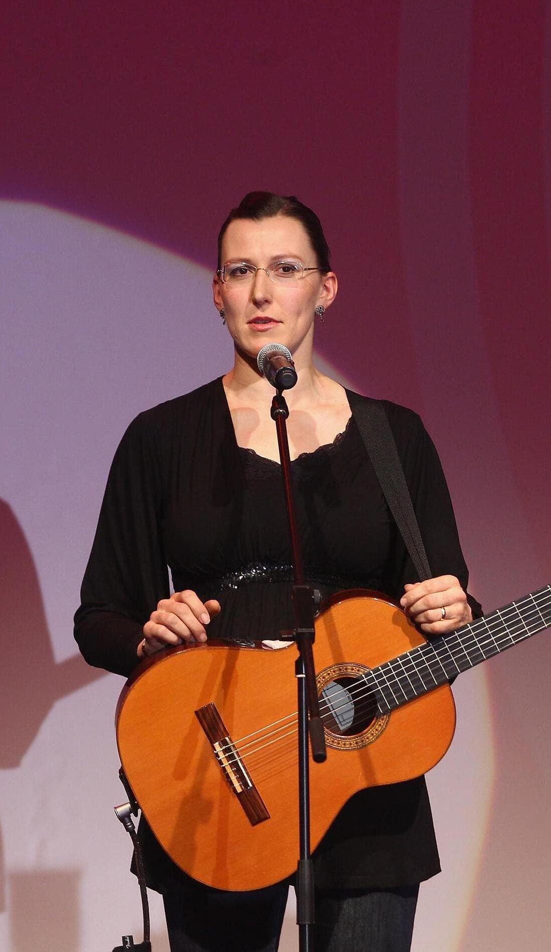 Martina Schwarzmann promotional image for upcoming events and ticket sales