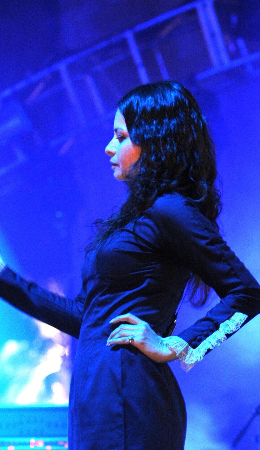 Mazzy Star promotional image for upcoming events and ticket sales